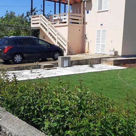 Loli Apartment Ugljan